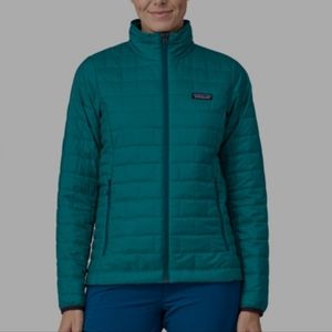Brand New Patagonia women's Nano puff Jacket. Color: Belay Blue
